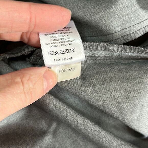 Figs Casma Three-Pocket Scrub Top GRAPHITE Small - Picture 5 of 5